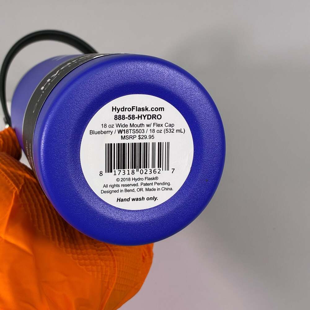 Hydro Flask 18 oz Wide Mouth Bottle with Flex Cap in Blueberry - Picture 4 of 6